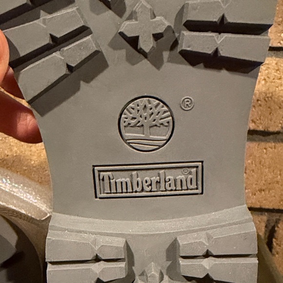 Timberland Iridescent Silver Boots RAREđź©¶ - Picture 7 of 13
